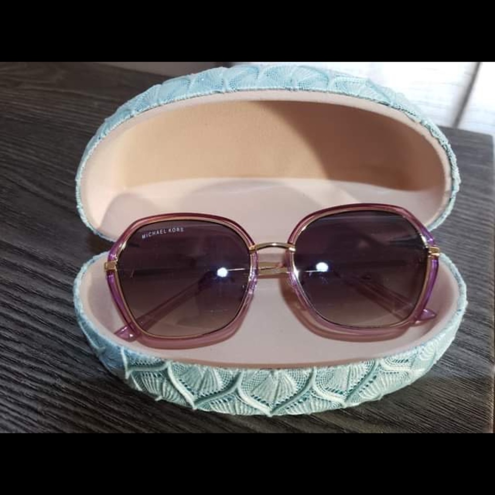 sunglasses for women brand Michael kors